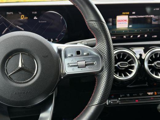 Mercedes-Benz A-Klasse 180 Aut. Sol. AMG Sport Sfeer Mood Light ActivLease financial lease