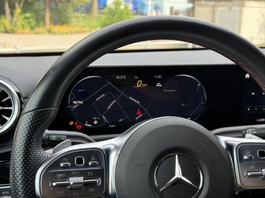 Mercedes-Benz A-Klasse 180 Aut. Sol. AMG Sport Sfeer Mood Light ActivLease financial lease