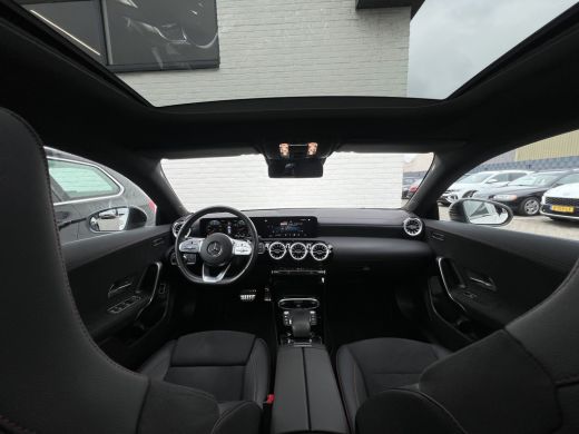 Mercedes-Benz CLA Shooting Brake 180 AMG | Night | Sfeerverlichting | Pano | Camera ActivLease financial lease