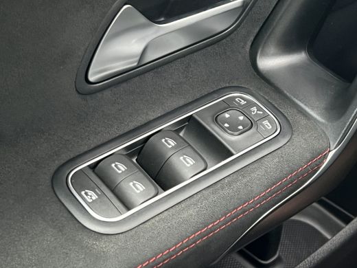 Mercedes-Benz CLA Shooting Brake 250 e Business Solution AMG | Trekhaak | CarPlay | Ambient Light | 360* Camera | L... ActivLease financial lease