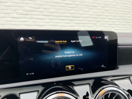 Mercedes-Benz CLA Shooting Brake 250 e Business Solution AMG | Trekhaak | CarPlay | Ambient Light | 360* Camera | L... ActivLease financial lease