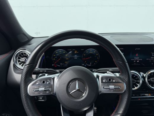 Mercedes-Benz GLB 200 Business Solution AMG | Pano | Trekhaak | ACC | 360* Camera | LED | DAB+ | 19 inch ActivLease financial lease