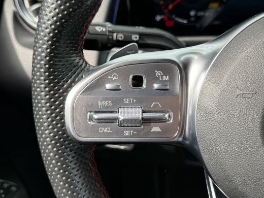 Mercedes-Benz GLB 200 Business Solution AMG | Pano | Trekhaak | ACC | 360* Camera | LED | DAB+ | 19 inch ActivLease financial lease