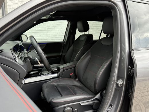 Mercedes-Benz GLB 200 Business Solution AMG | Pano | Trekhaak | ACC | 360* Camera | LED | DAB+ | 19 inch ActivLease financial lease