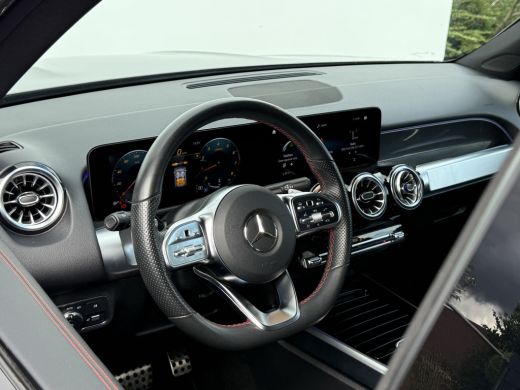 Mercedes-Benz GLB 200 Business Solution AMG | Pano | Trekhaak | ACC | 360* Camera | LED | DAB+ | 19 inch ActivLease financial lease