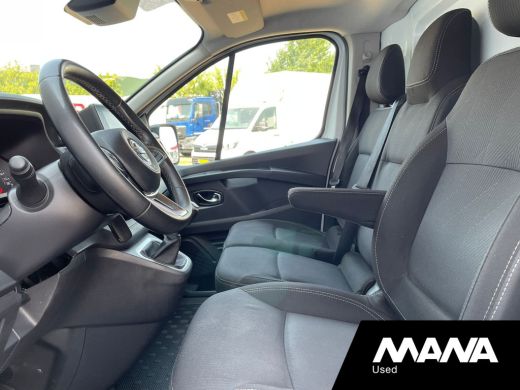 Nissan Primastar 2.0dCi 131PK L2H1 N-Connecta Carplay Navi Camera Trekhaak ActivLease financial lease