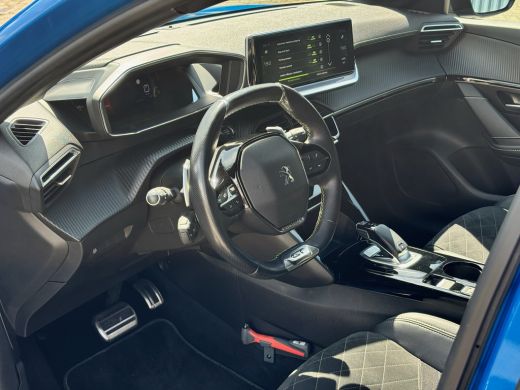 Peugeot 208 GT Pack Camera Achter | Zwart dak | Spoiler | Alcanta Stoelen | Stoelverwarming | Apple Carplay |... ActivLease financial lease