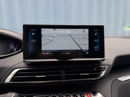 Peugeot 5008 Allure Pack Business | 18" lichtmetalen velgen 'Detroit' | Camera achter | Climate Control met li... ActivLease financial lease