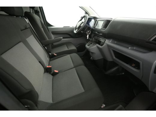 Peugeot e-Expert 75 kWh L3H1 | Elektrisch | EMISSIEVRIJE ZONE | 360 Camera Airco Cruise Carplay 3 Persoons PDC ActivLease financial lease