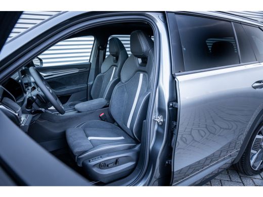 Skoda Kodiaq 1.5 TSI PHEV Sportline Business | Elektrisch glazen panorama-dak | Lichtmetalen velgen 20" | Trek... ActivLease financial lease