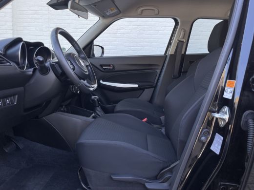 Suzuki Swift 1.0 Stijl | CarPlay | Camera | LED | ACC | Keyless | DAB+ ActivLease financial lease