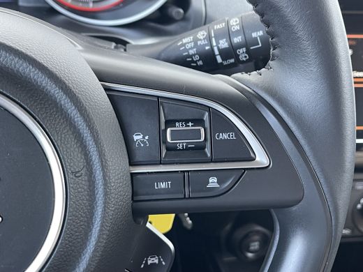 Suzuki Swift 1.2 Select Smart Hybrid | CarPlay | ACC | Camera | DAB+ | LED ActivLease financial lease