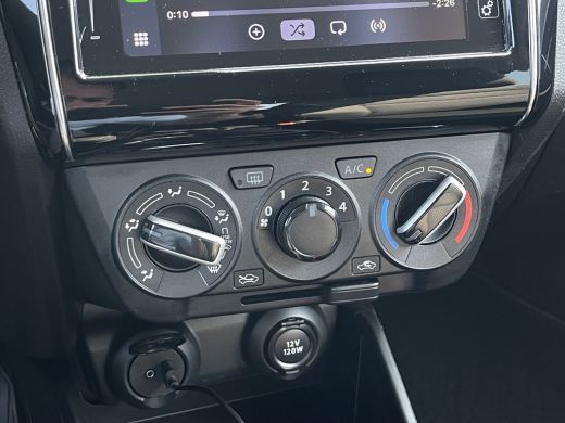 Suzuki Swift 1.2 Select Smart Hybrid | CarPlay | ACC | Camera | DAB+ | LED ActivLease financial lease