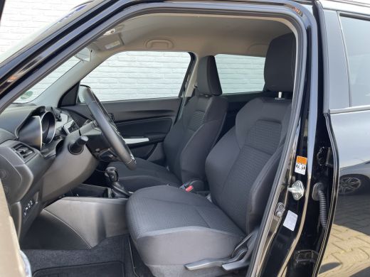 Suzuki Swift 1.2 Select Smart Hybrid | CarPlay | ACC | Camera | DAB+ | LED ActivLease financial lease