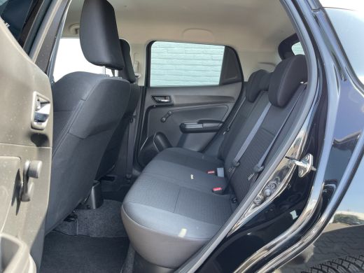 Suzuki Swift 1.2 Select Smart Hybrid | CarPlay | ACC | Camera | DAB+ | LED ActivLease financial lease