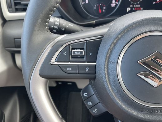 Suzuki Swift 1.2 Select Smart Hybrid | Navi | Camera | ACC | LED | Keyless | CarPlay ActivLease financial lease