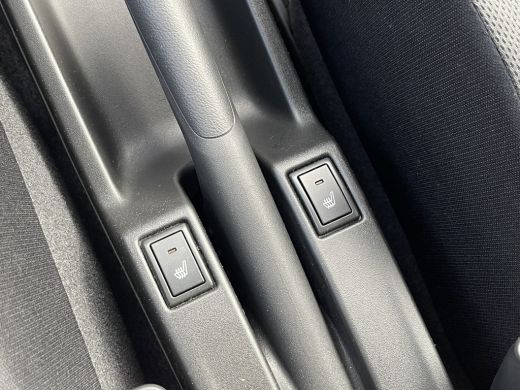 Suzuki Swift 1.2 Select Smart Hybrid | Navi | Camera | ACC | LED | Keyless | CarPlay ActivLease financial lease