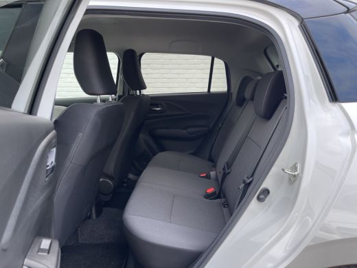 Suzuki Swift 1.2 Select Smart Hybrid | Navi | Camera | ACC | LED | Keyless | CarPlay ActivLease financial lease