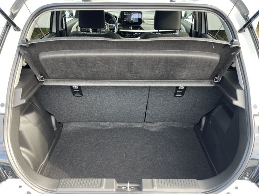 Suzuki Swift 1.2 Select Smart Hybrid | Navi | Camera | ACC | LED | Keyless | CarPlay ActivLease financial lease