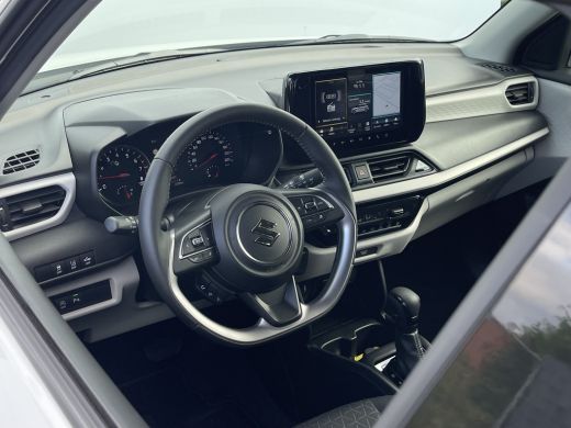 Suzuki Swift 1.2 Select Smart Hybrid | Navi | Camera | ACC | LED | Keyless | CarPlay ActivLease financial lease