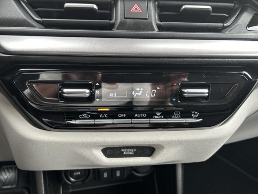 Suzuki Swift 1.2 Style Smart Hybrid ActivLease financial lease