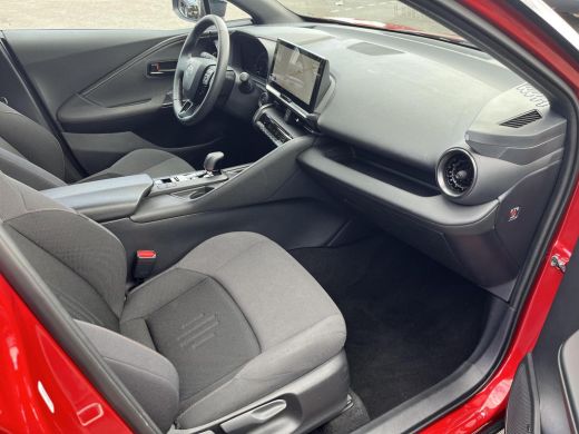 Toyota C-HR 1.8 Hybrid 140 First Edition | Navigatie | Apple CarPlay/Android auto | Achteruitrijcamera | Elek... ActivLease financial lease