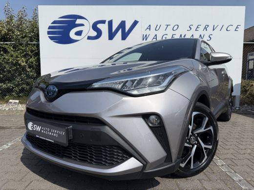 Toyota C-HR 2.0 Hybrid Team D | CarPlay | Camera | ACC | Dodehoek | Keyless | 18 inch ActivLease financial lease