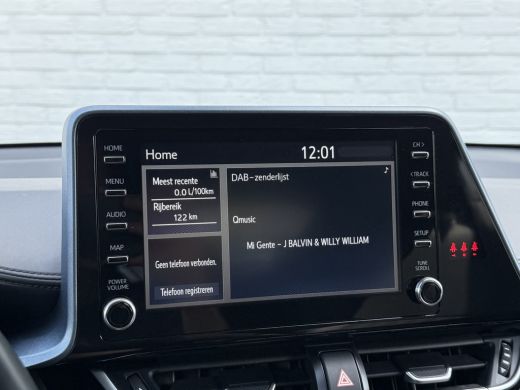 Toyota C-HR 2.0 Hybrid Dynamic | CarPlay | Camera | ACC | Dodehoek | Keyless | 18 inch ActivLease financial lease