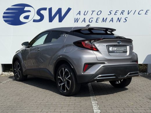 Toyota C-HR 2.0 Hybrid Team D | CarPlay | Camera | ACC | Dodehoek | Keyless | 18 inch ActivLease financial lease