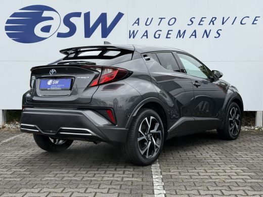 Toyota C-HR 2.0 Hybrid Team D | CarPlay | Camera | ACC | LED | DAB+ | Keyless | 18 inch ActivLease financial lease