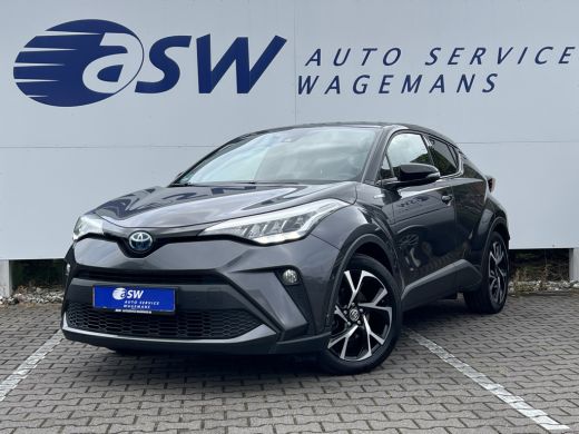 Toyota C-HR 2.0 Hybrid Bi-Tone | CarPlay | Camera | ACC | LED | DAB+ | Keyless | 18 inch Toyota C-HR 2.0 Hybrid Bi-Tone | CarPlay | Camera | ACC | LED | DAB+ | Keyless | 18 inch