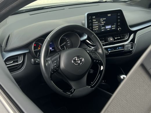 Toyota C-HR 2.0 Hybrid Team D | CarPlay | Camera | ACC | LED | DAB+ | Keyless | 18 inch ActivLease financial lease