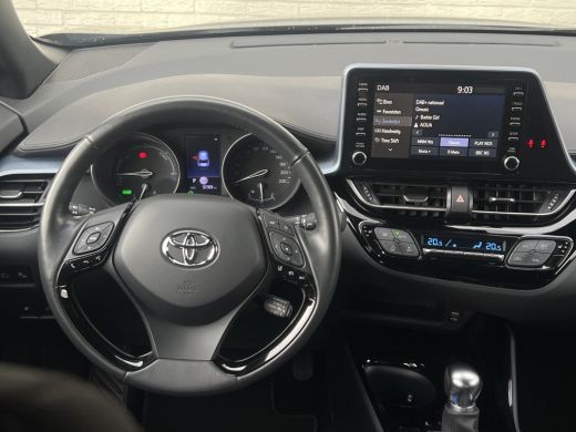 Toyota C-HR 2.0 Hybrid Team D | CarPlay | Camera | ACC | LED | DAB+ | Keyless | 18 inch ActivLease financial lease