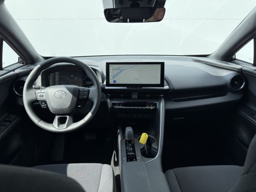 Toyota C-HR 2.0 Plug-in Hybrid 220 Dynamic | ACC | Camera | Navi XL | Keyless | Winter-Pakket | 18 inch ActivLease financial lease