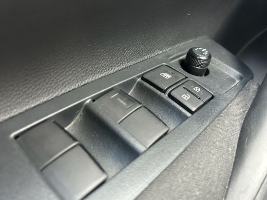 Toyota Corolla Touring Sports 1.8 Hybrid Comfort | Airco (automatisch) | Centrale deurvergrendeling met afstandsbediening | Cru... ActivLease financial lease