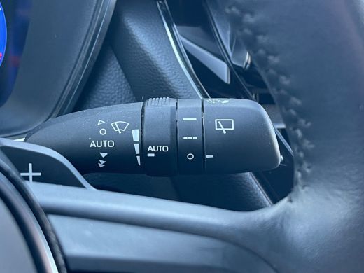Toyota Corolla Touring Sports 2.0 Hybrid Team D | CarPlay | Camera | ACC | LED | Keyless | DAB+ ActivLease financial lease