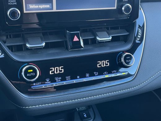 Toyota Corolla Touring Sports 2.0 Hybrid Team D | CarPlay | Camera | ACC | LED | Keyless | DAB+ ActivLease financial lease
