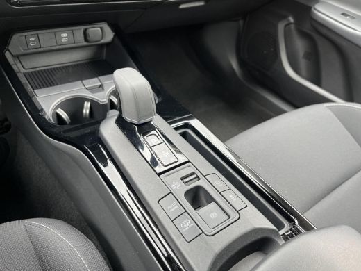 Toyota Prius 2.0 Plug-in Executive | All-in prijs | Apple/Android | Camera | Stoelverwarming | ActivLease financial lease