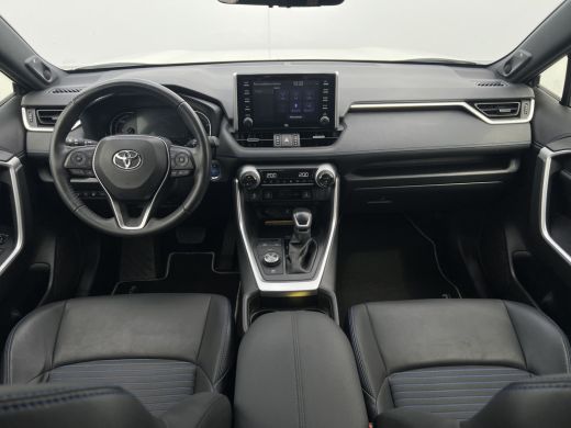Toyota RAV4 2.5 Hybrid AWD Executive Bi-Tone | Trekhaak | JBL Audio | Camera | Dodehoek ActivLease financial lease