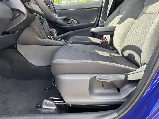 Toyota Yaris Cross 1.5 Hybrid 115 Dynamic + comfort pack! | ActivLease financial lease