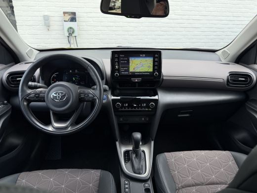 Toyota Yaris Cross 1.5 Hybrid Executive | Navi | CarPlay | 360* Camera | ACC | LED | DAB+ | 18 inch ActivLease financial lease