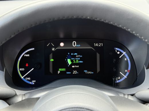 Toyota Yaris Cross 1.5 Hybrid Executive | Navi | CarPlay | 360* Camera | ACC | LED | DAB+ | 18 inch ActivLease financial lease