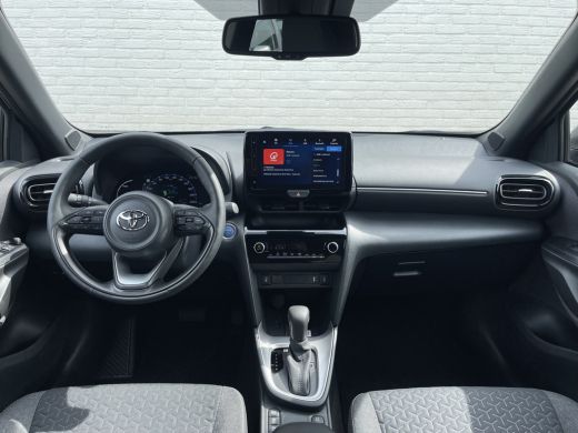 Toyota Yaris Cross 1.5 Hybrid Team D | CarPlay | Camera | ACC | LED | DAB+ | Keyless ActivLease financial lease