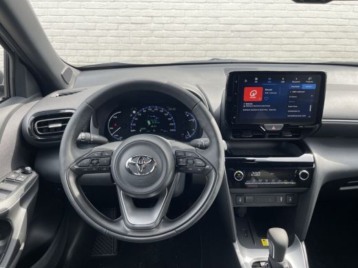 Toyota Yaris Cross 1.5 Hybrid Team D | CarPlay | Camera | ACC | LED | DAB+ | Keyless ActivLease financial lease