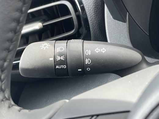 Toyota Yaris Cross 1.5 Hybrid Team D | CarPlay | Camera | ACC | LED | DAB+ | Keyless ActivLease financial lease