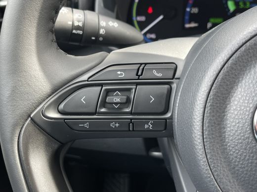 Toyota Yaris Cross 1.5 Hybrid Team D | CarPlay | Camera | ACC | LED | DAB+ | Keyless ActivLease financial lease