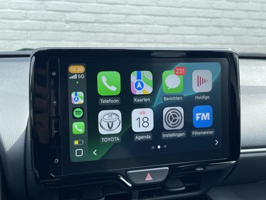 Toyota Yaris Cross 1.5 Hybrid Team D | CarPlay | Camera | ACC | LED | DAB+ | Keyless ActivLease financial lease