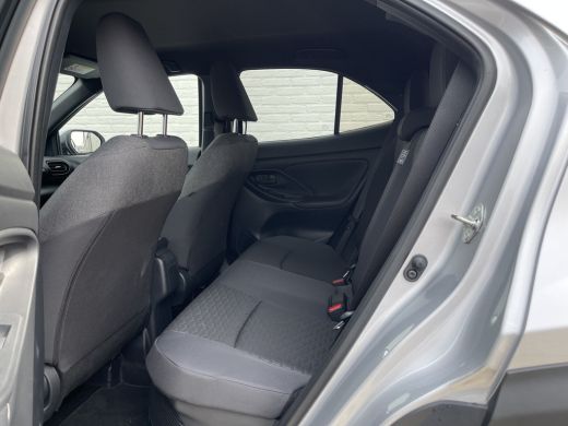 Toyota Yaris Cross 1.5 Hybrid Team D | CarPlay | Camera | ACC | LED | DAB+ | Keyless ActivLease financial lease