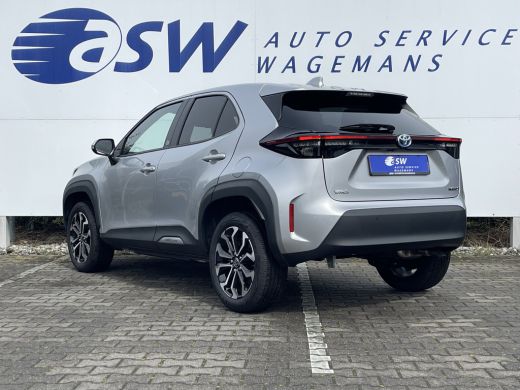 Toyota Yaris Cross 1.5 Hybrid Team D | CarPlay | Camera | ACC | LED | DAB+ | Keyless ActivLease financial lease