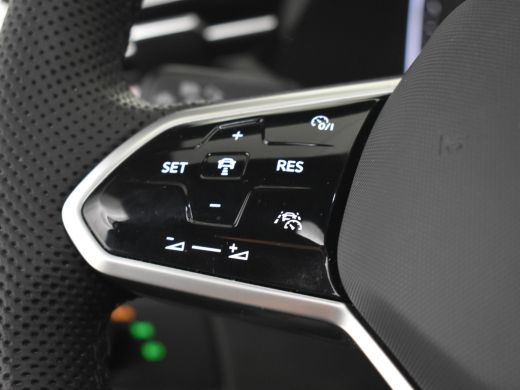 Volkswagen Arteon 1.4 TSI eHybrid R-Line Business 218pk l Full Options! l Nappa Leder l Panoramadak l Elektr. Stoel... ActivLease financial lease